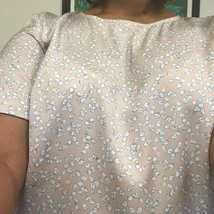 LOFT Silky flutter sleeve neutral blouse